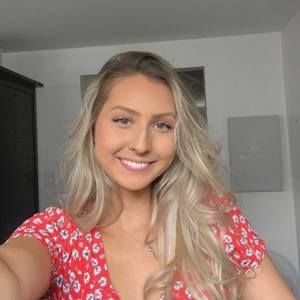 Meet your Posher, Francoise